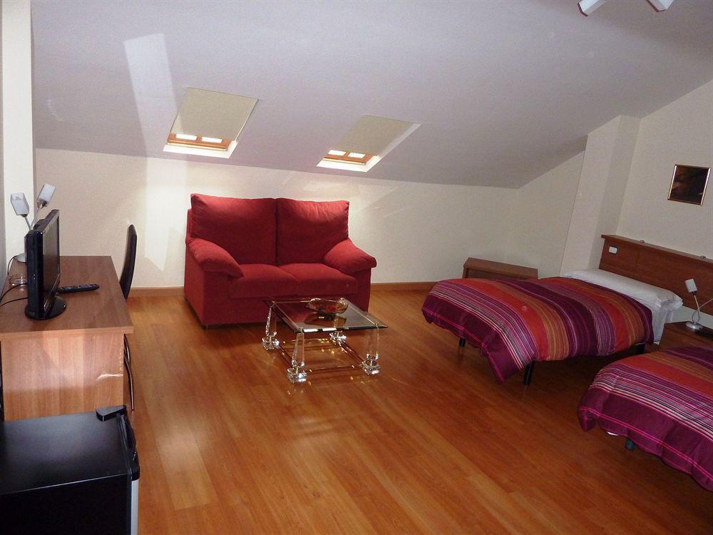 Hotel Ruta Del Duero La Cistérniga Εξωτερικό φωτογραφία